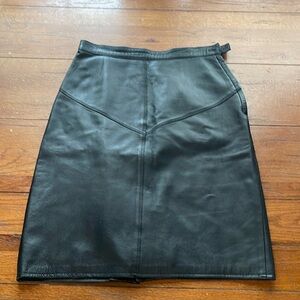 Luxury Mario Vittorio Lined Leather Black Pencil Skirt - Made in Italy - EUC